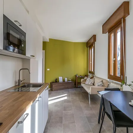Storchi 12 Apartament - Affitti Brevi Italia Modena
