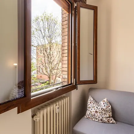 Storchi 12 Apartament - Affitti Brevi Italia Modena