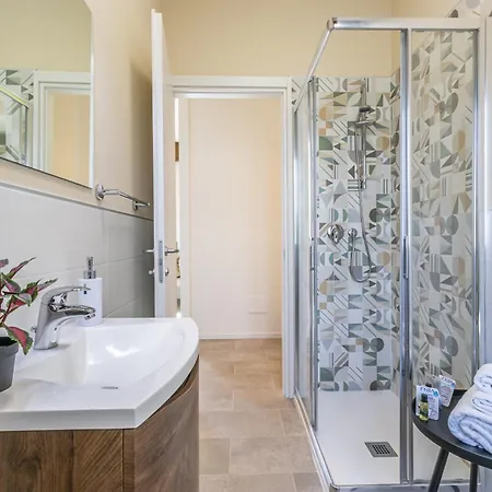 Storchi 12 Apartament - Affitti Brevi Italia *